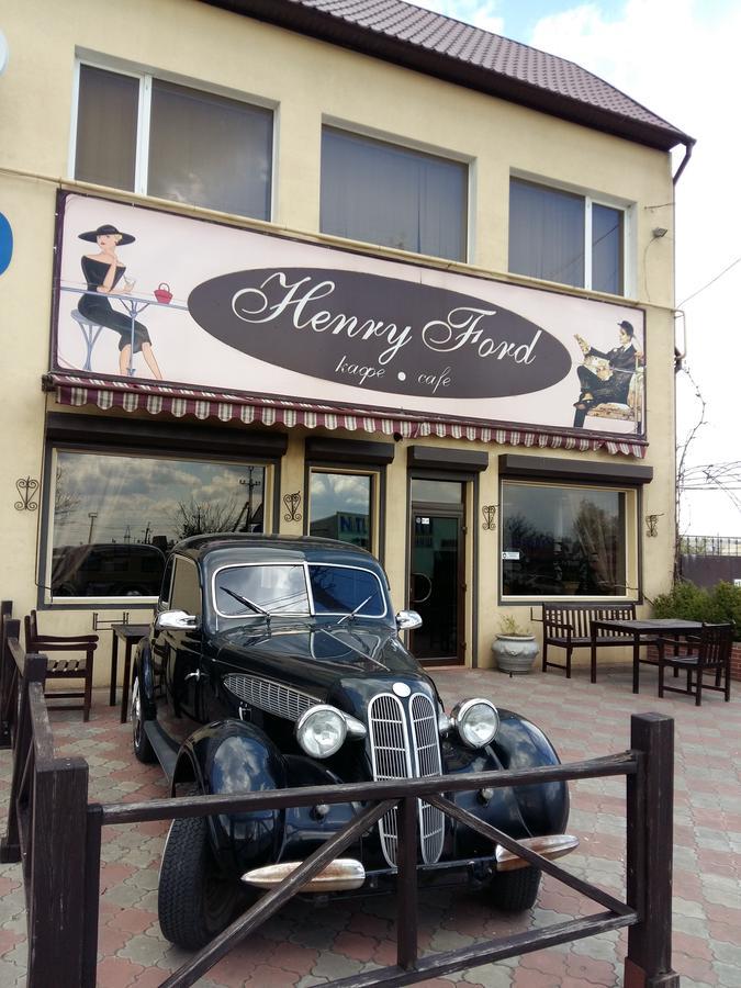 Henry Ford Mini Hotel Odesa Exterior foto